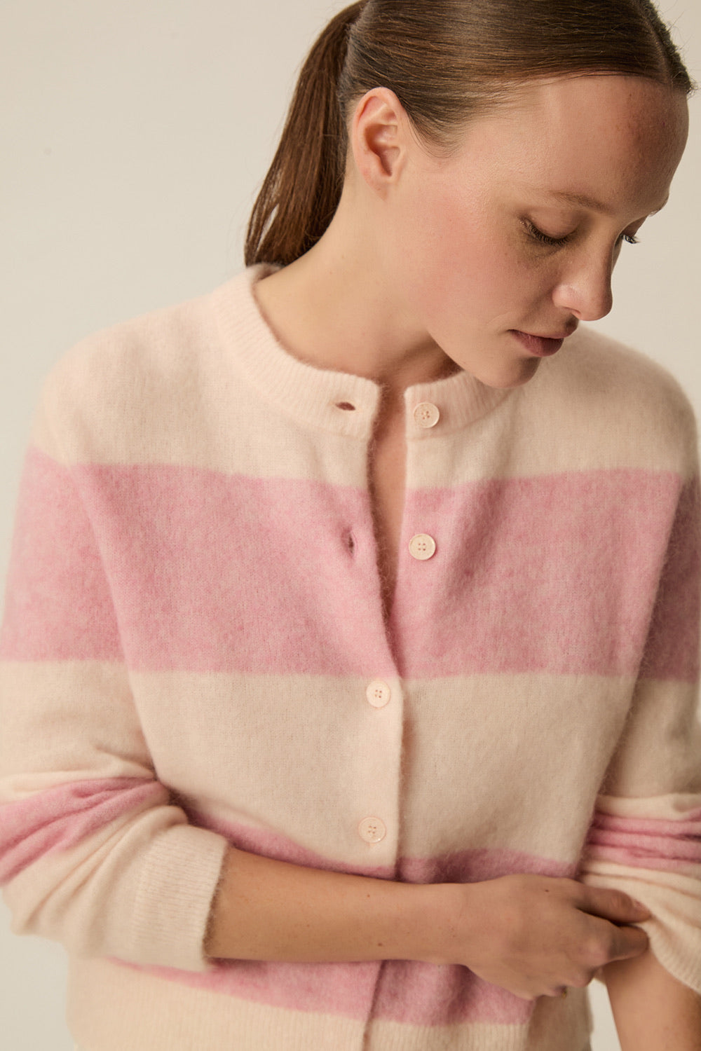 Gilet sans manches rose boutons dorés - Mael | Motus Boutique