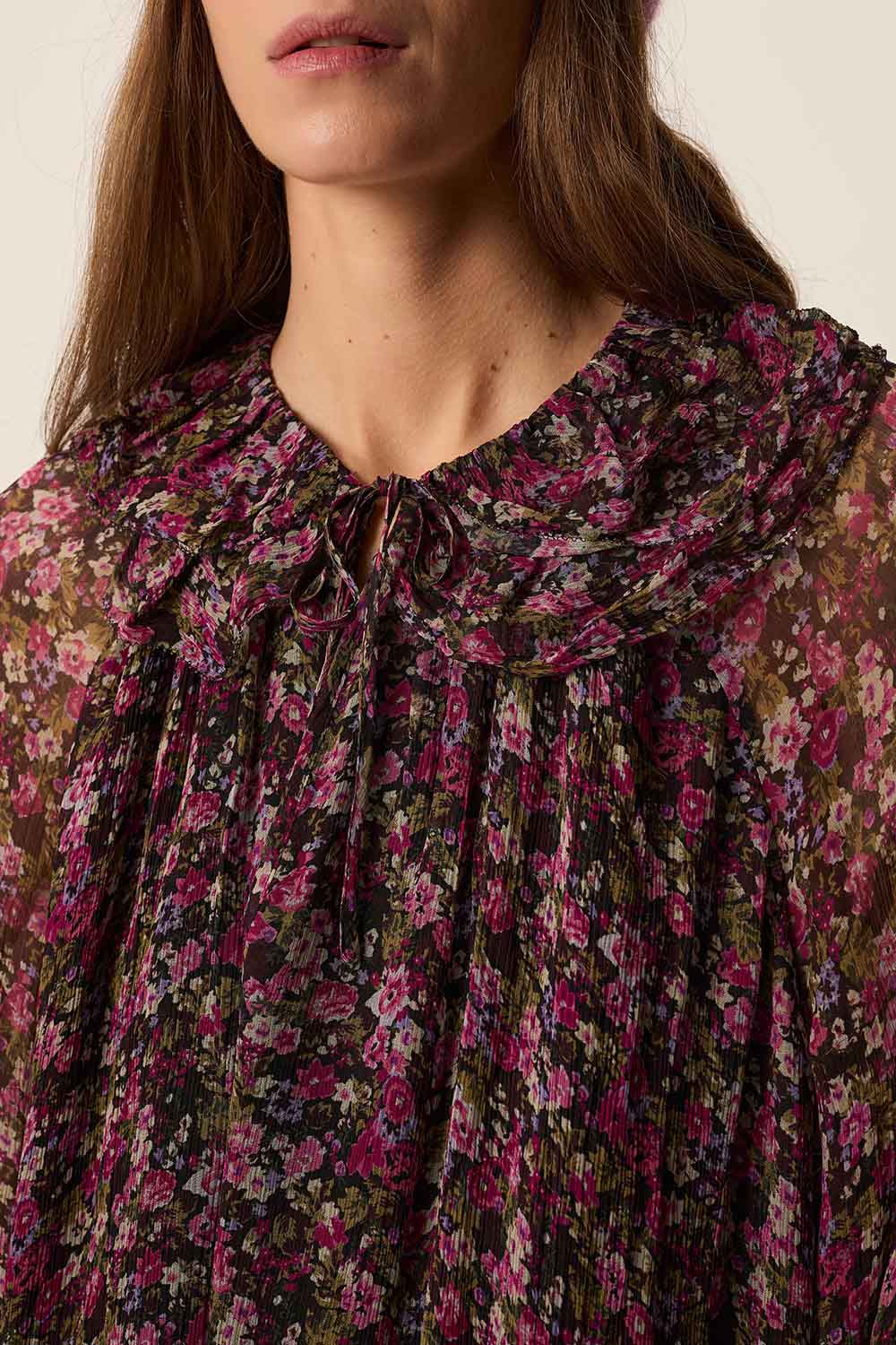 Robe Ykari Darjeeling