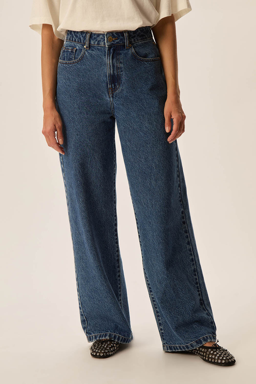 Jean Louela Middle Blue