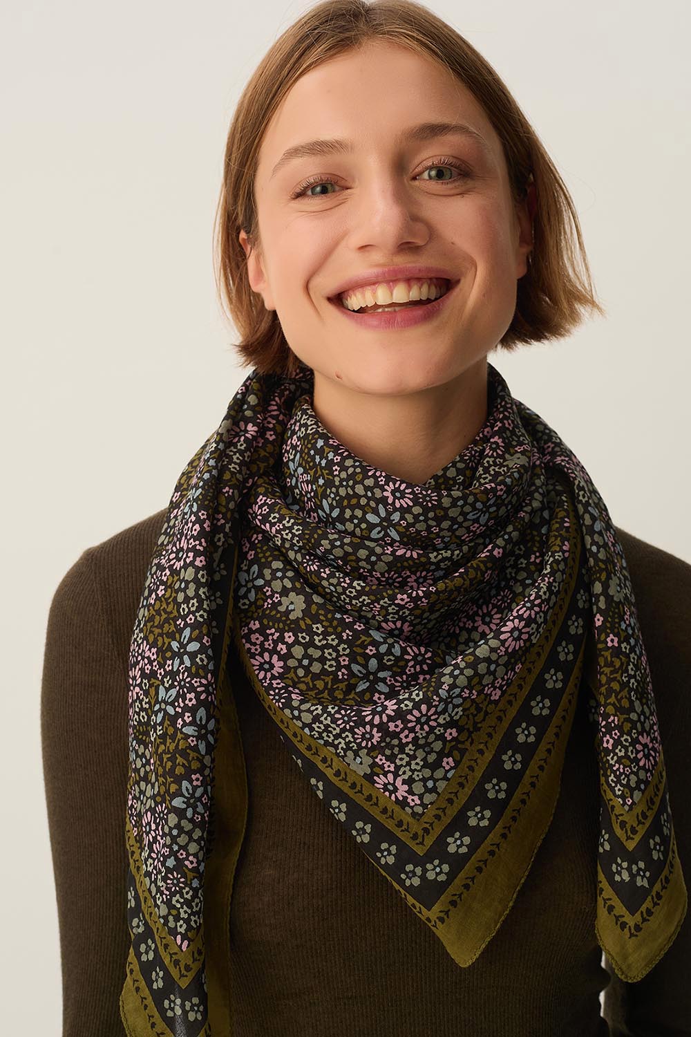 Foulard Nyva Golden Garden