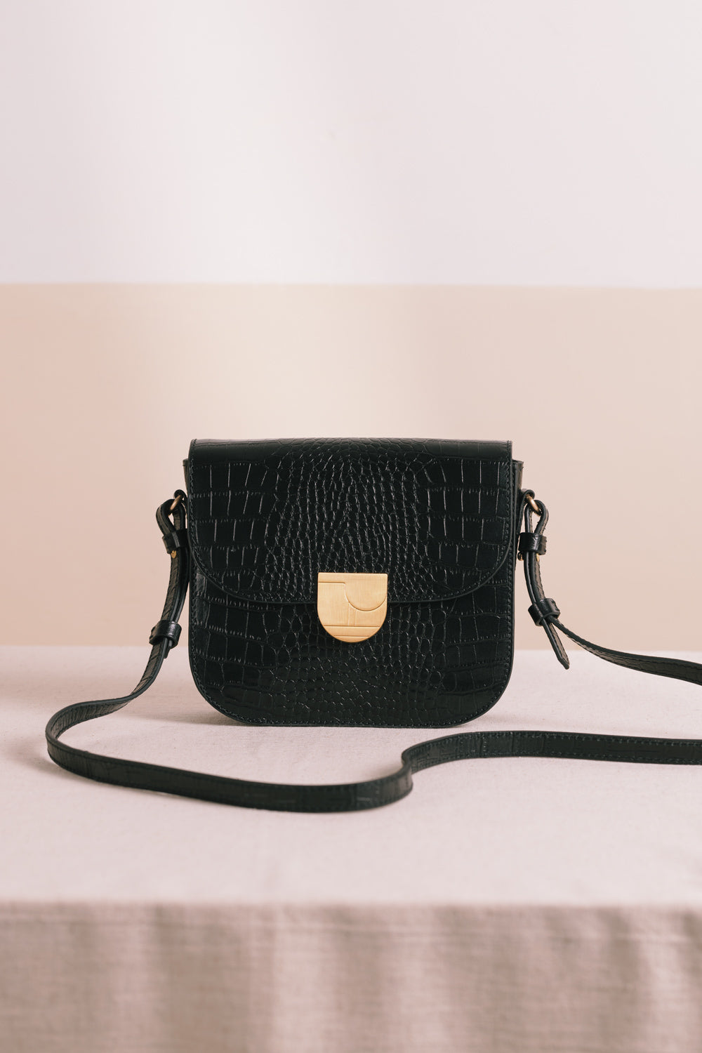 Lenny bag in black crocodile-effect leather