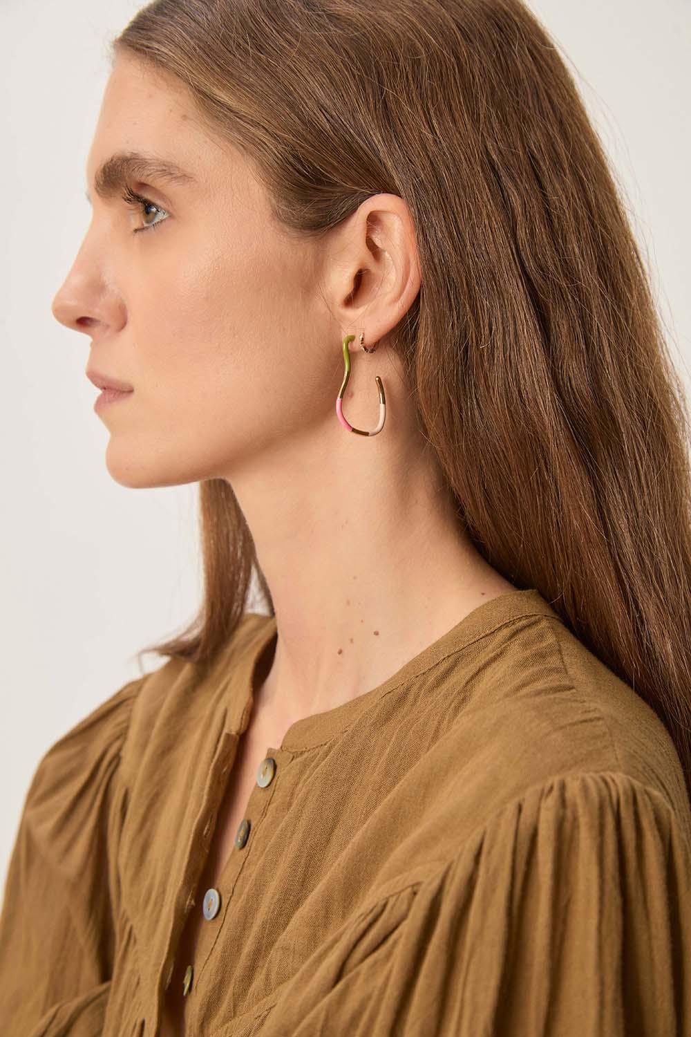 Boucles d'oreilles pendantes en huit en plaqué or - L'atout chic Boucles d'oreilles pendantes en huit en plaqué or - L'atout chic