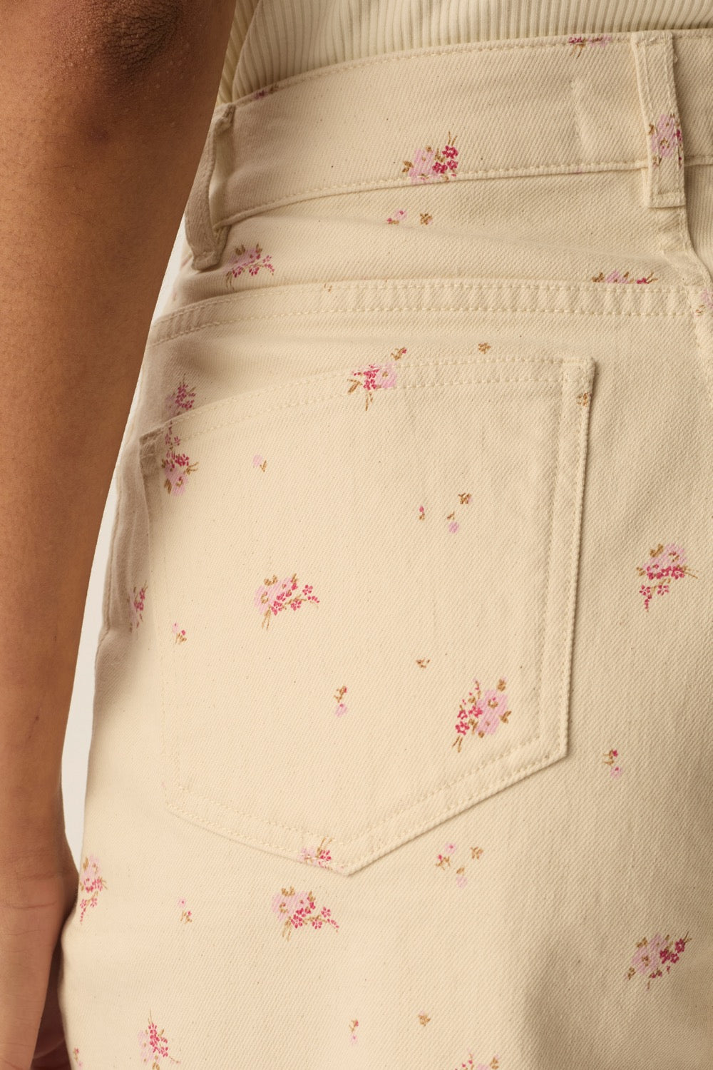 Bermuda Loufifi Alizee