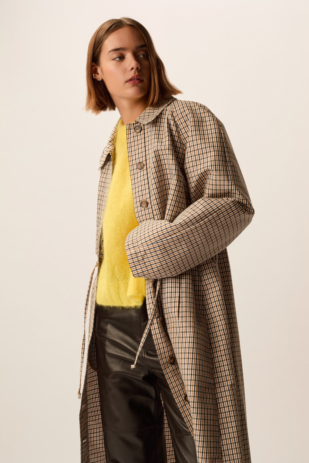 Trench Coat Ysabel School Style
