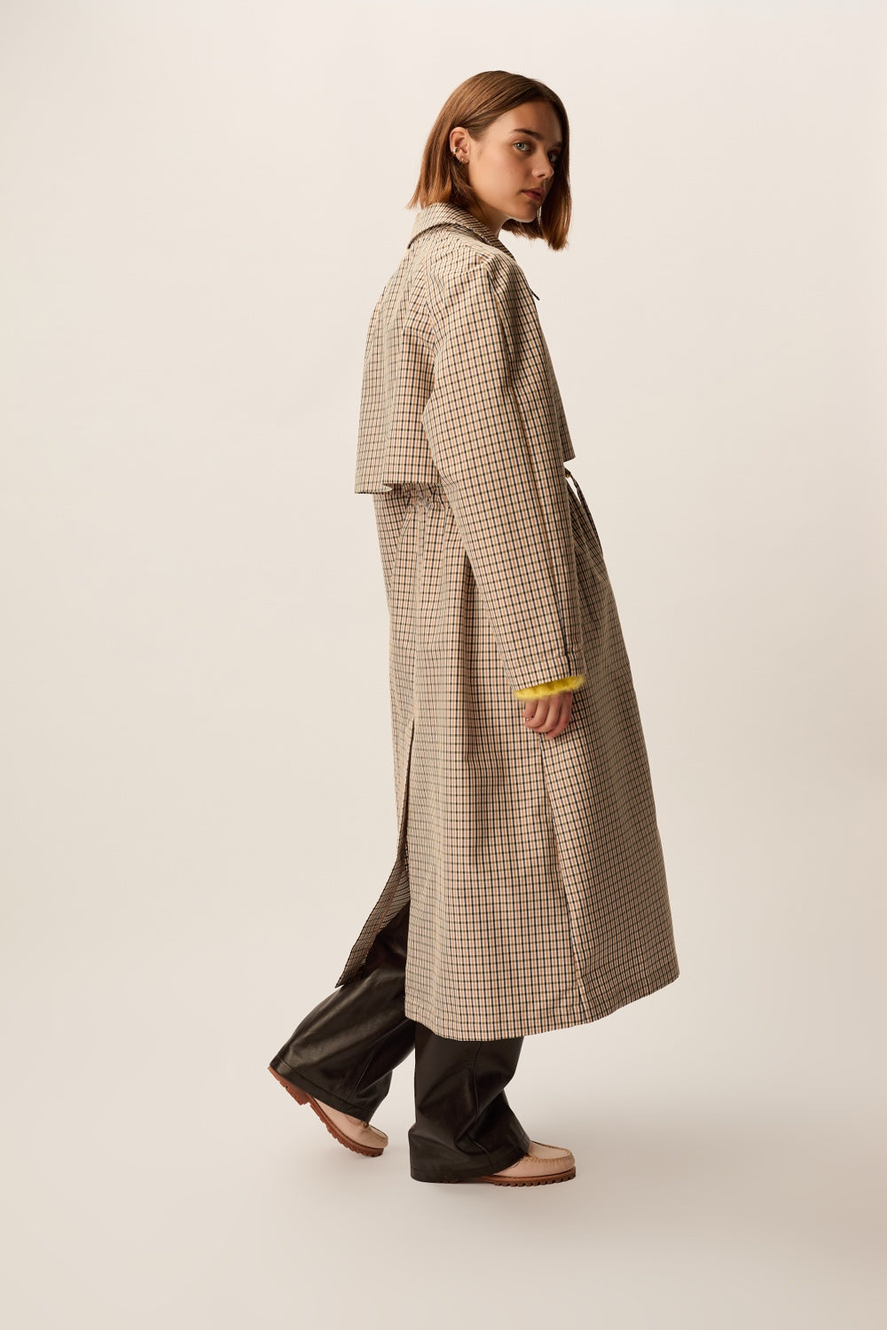 Trench Coat Ysabel School Style