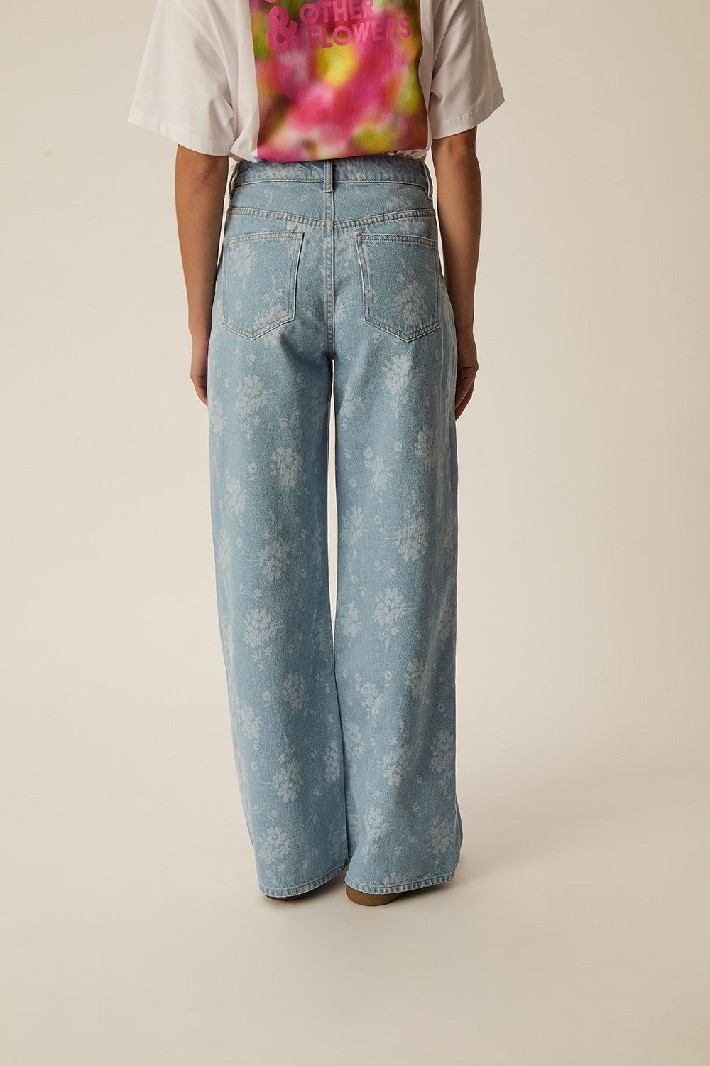 Jean Louela Bleach Floral