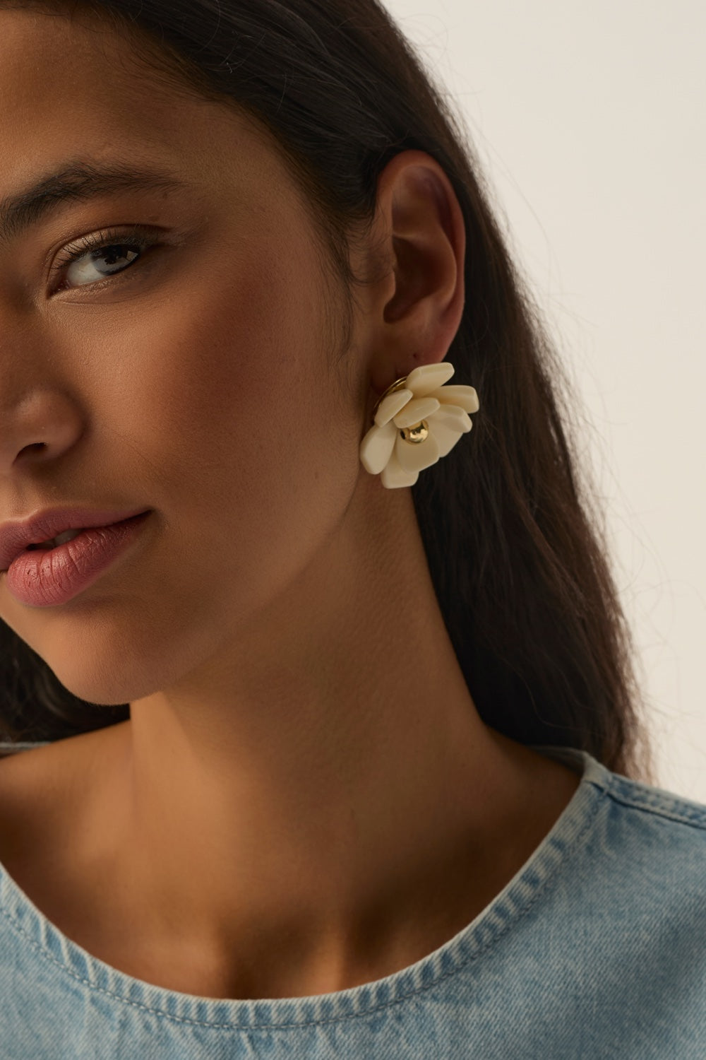 Plume Ecru Earrings