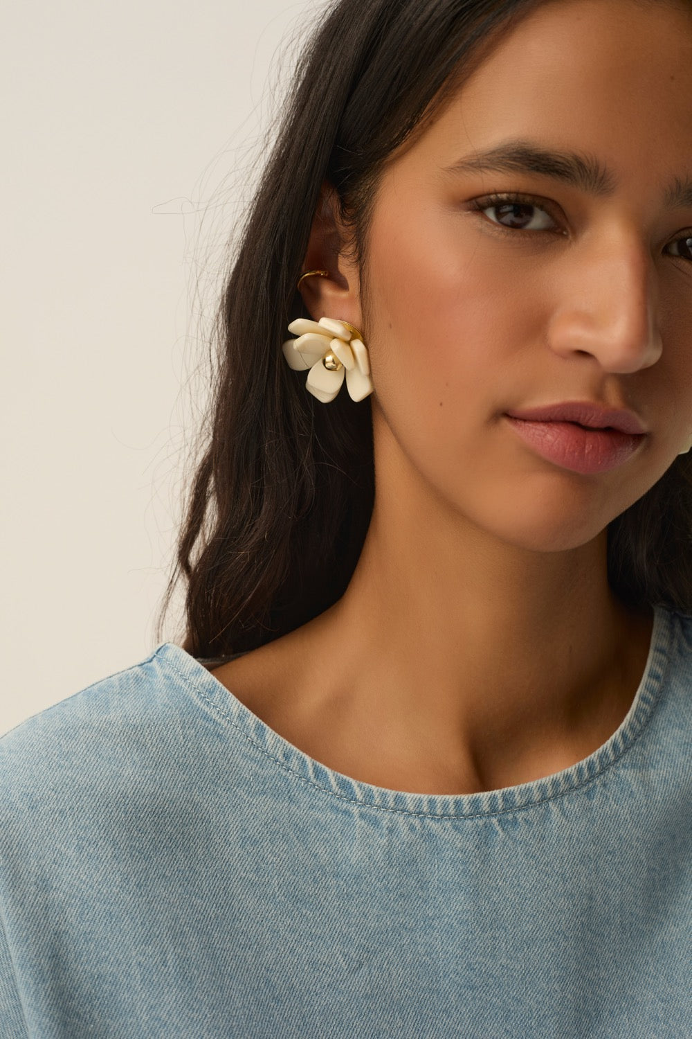 Plume Ecru Earrings