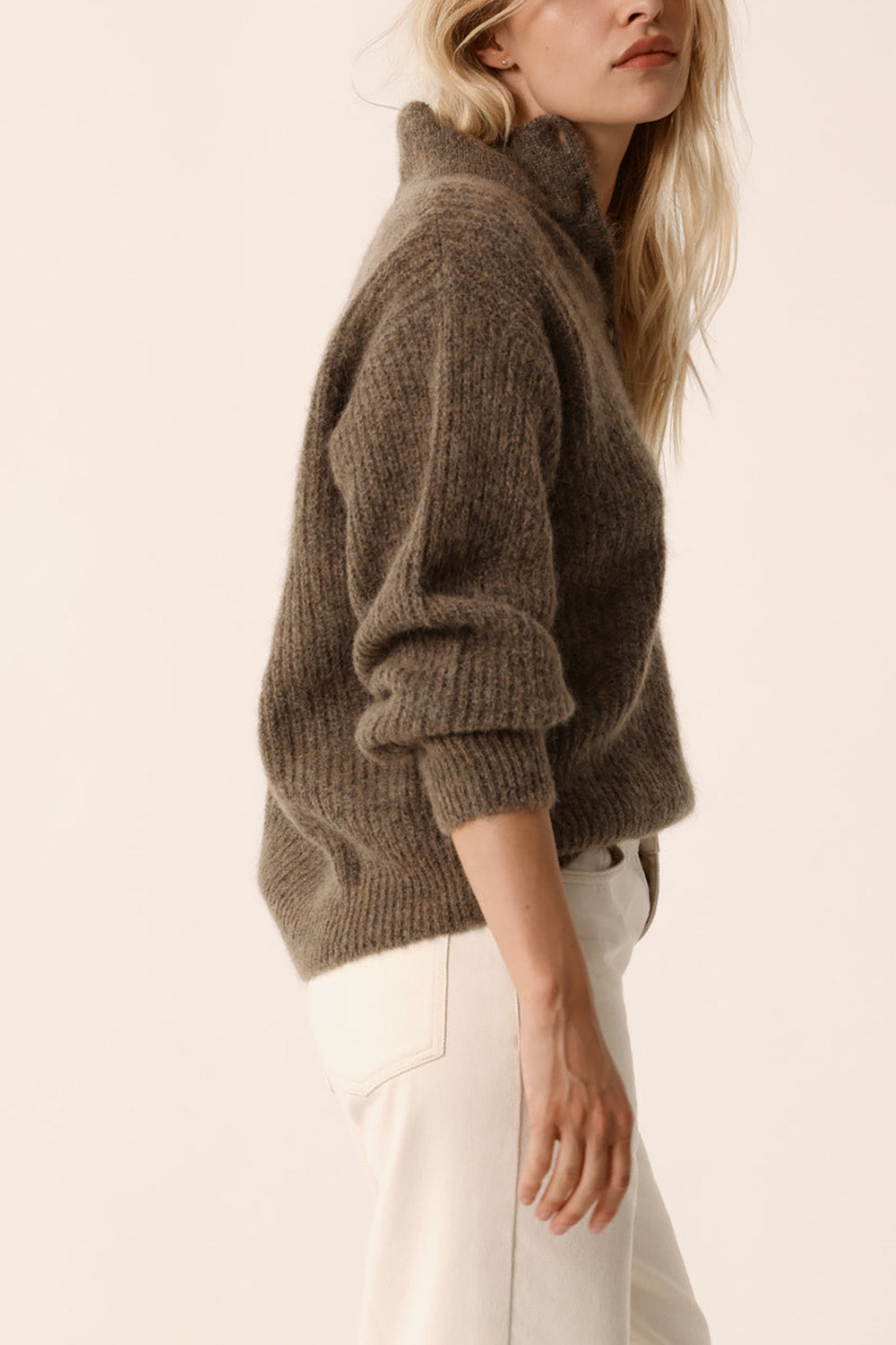 Pull Anna Galet