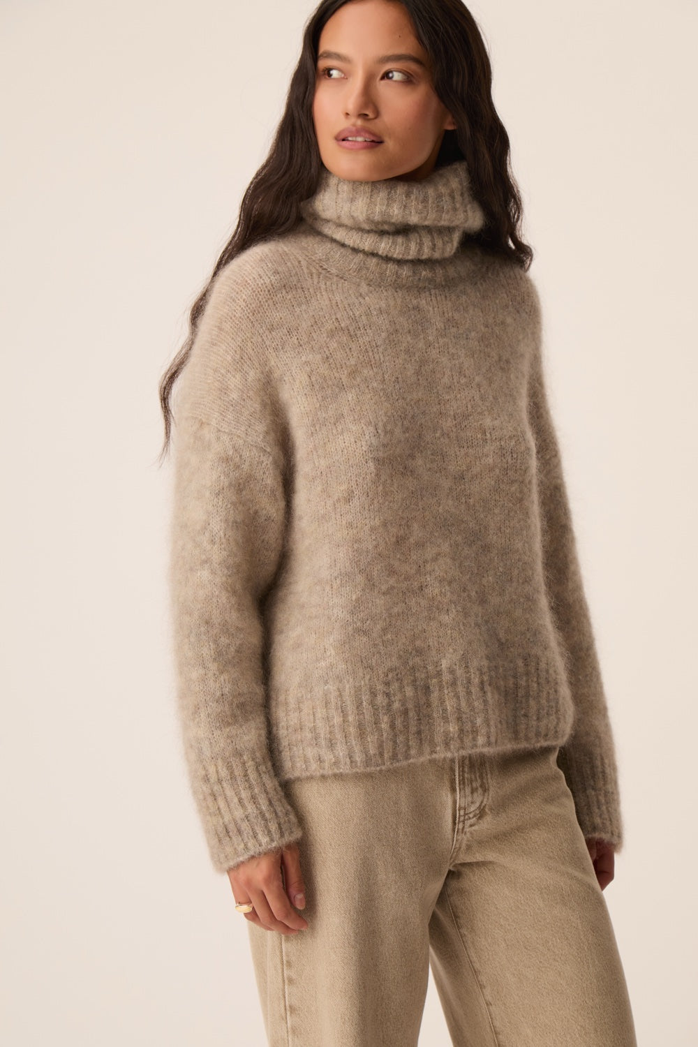 Pull Alira Galet
