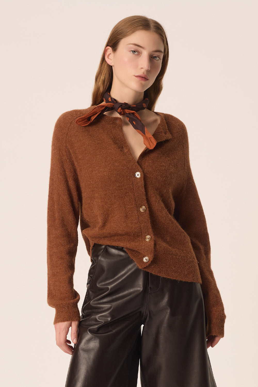 Cardigan Delfin Cognac