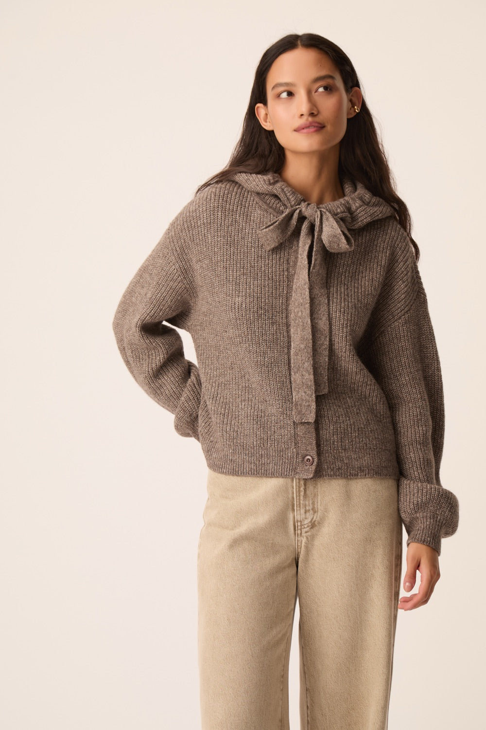 Cardigan Annie Loutre
