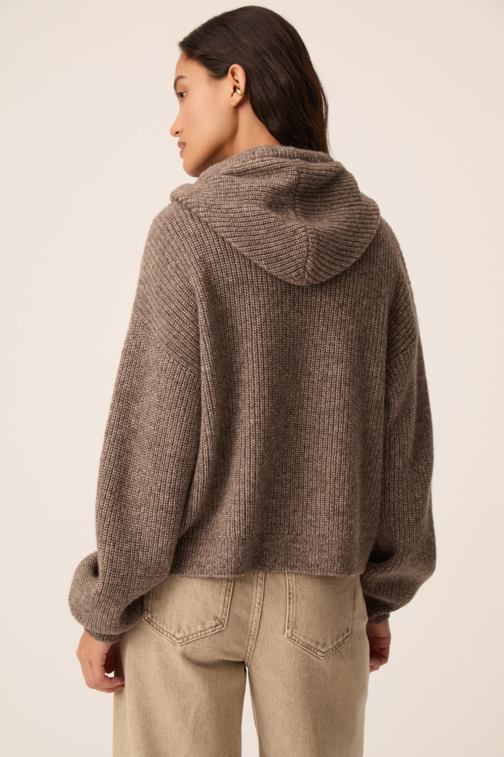Cardigan Annie Loutre