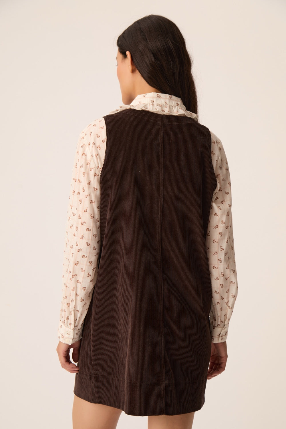 Robe Enisya Ourson