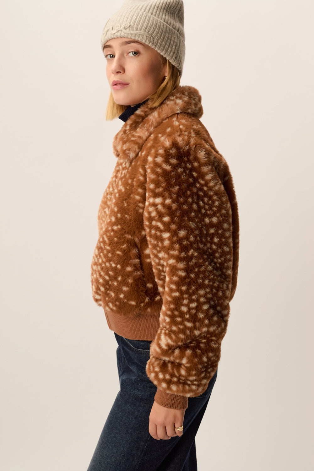 Coat Yambi Bambiche