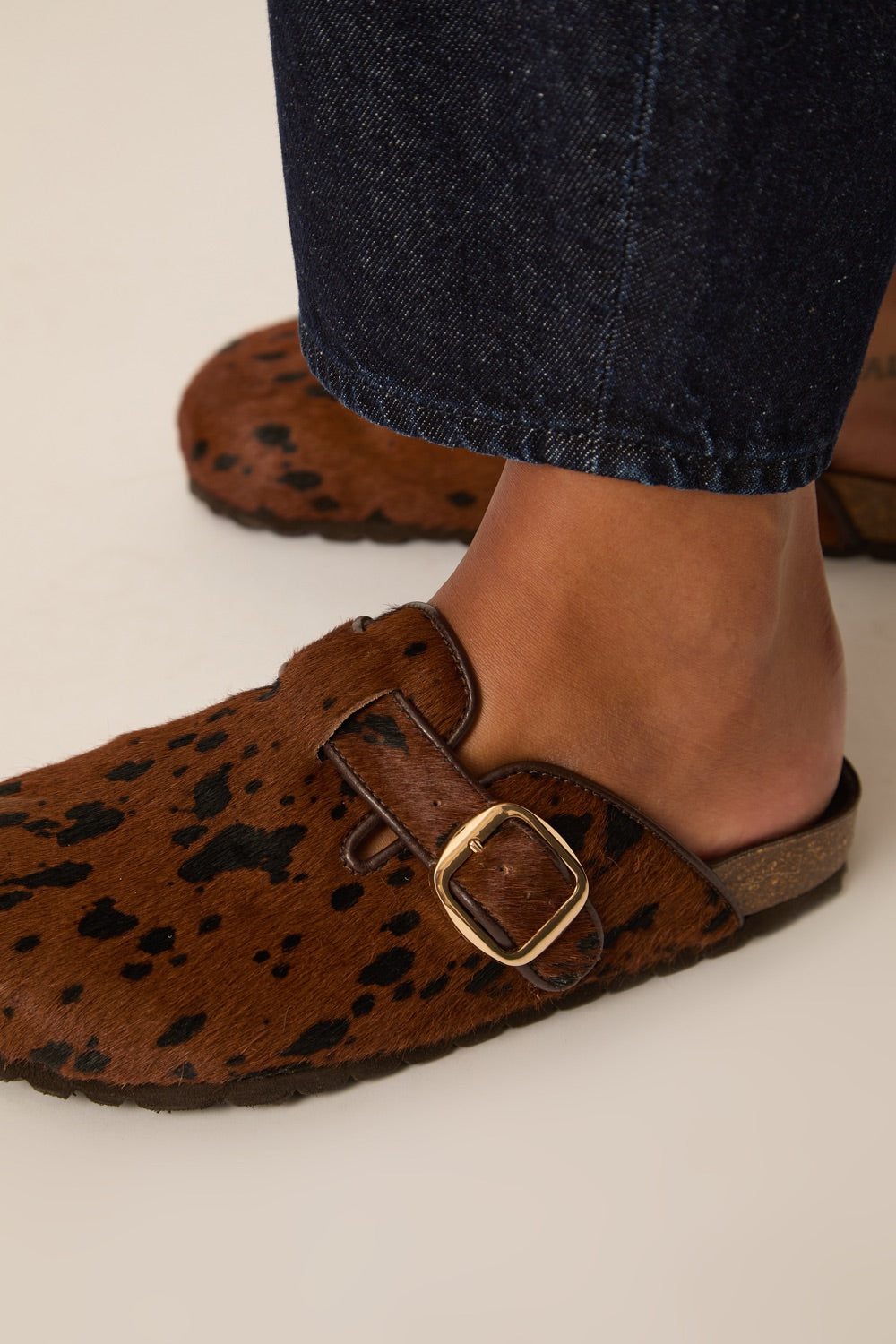 Mules Wambi Brown Cow Print