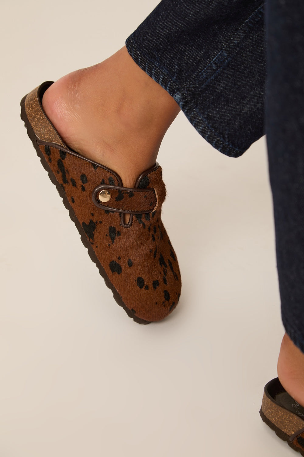 Mules Wambi Brown Cow Print
