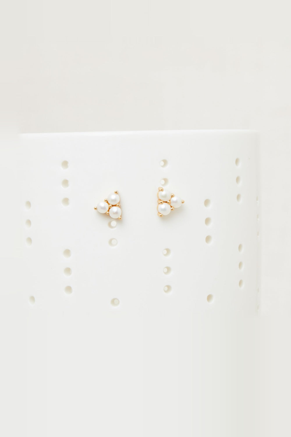 Puces D'Oreilles Graziela Perle Blanche