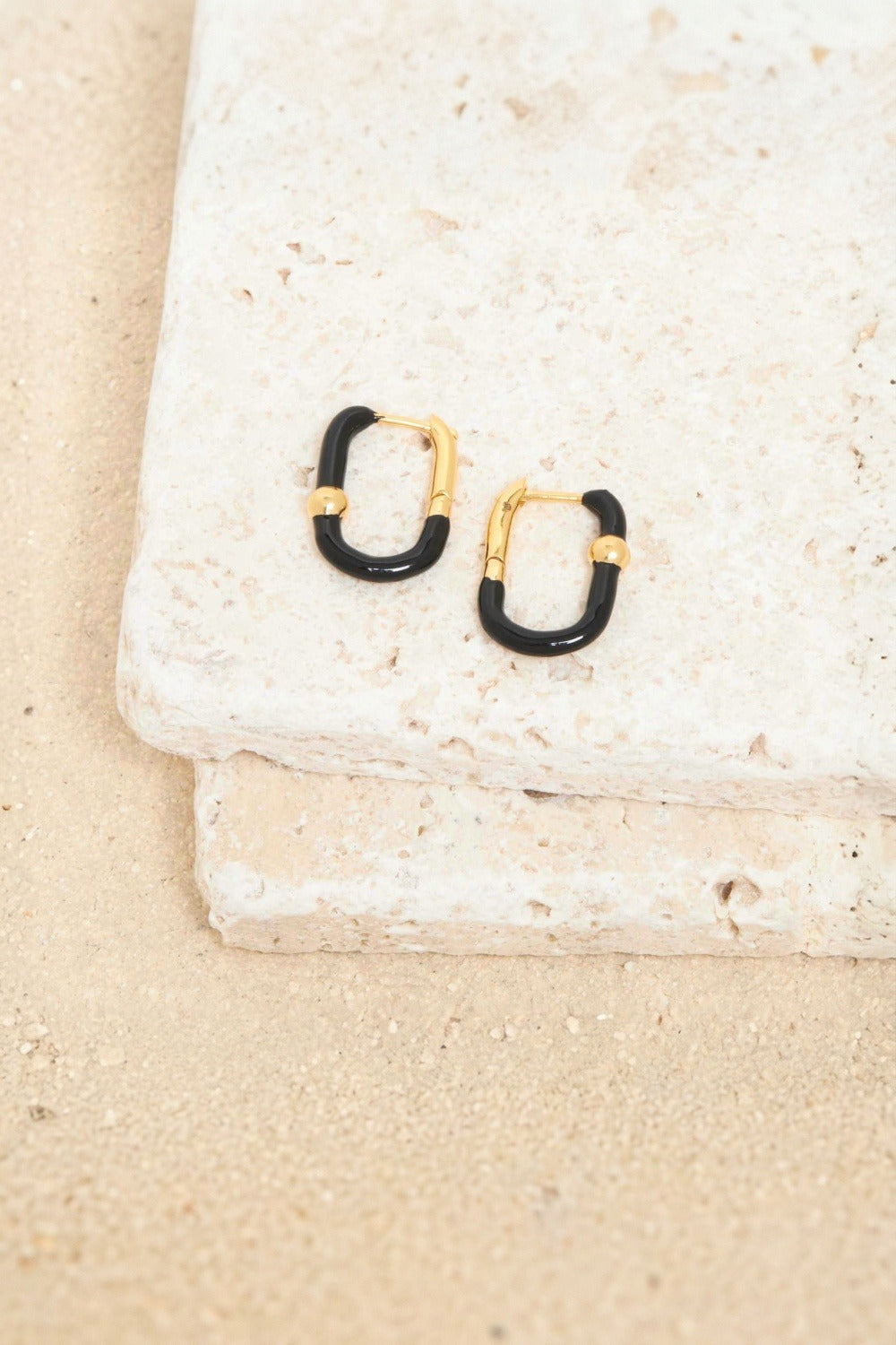 Boucles D'Oreilles Mini Georgy Noir