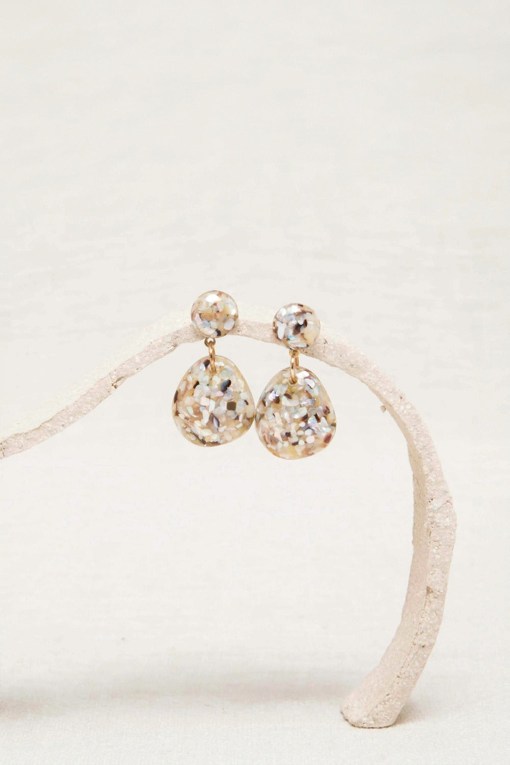 Boucles d'oreilles Nikita Nacre