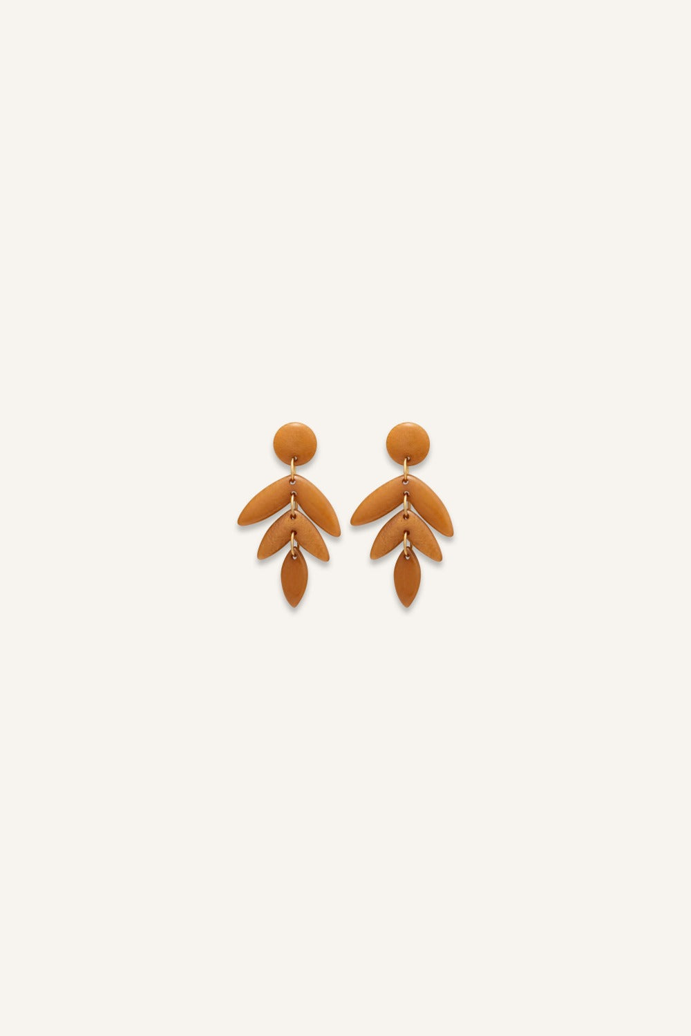 Boucles d'oreilles Fanou Badiane Nacre