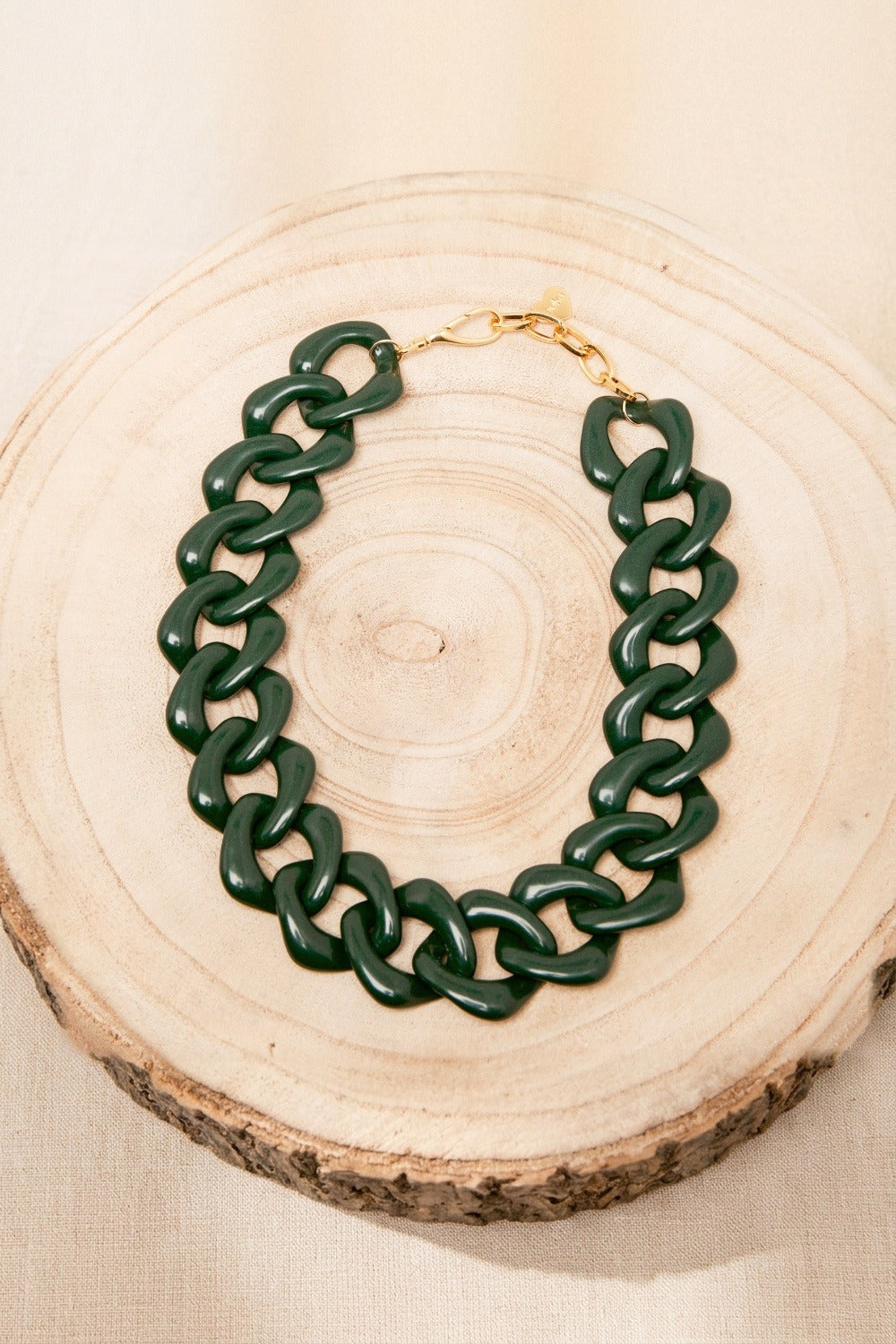 Collier Hayden Pinede