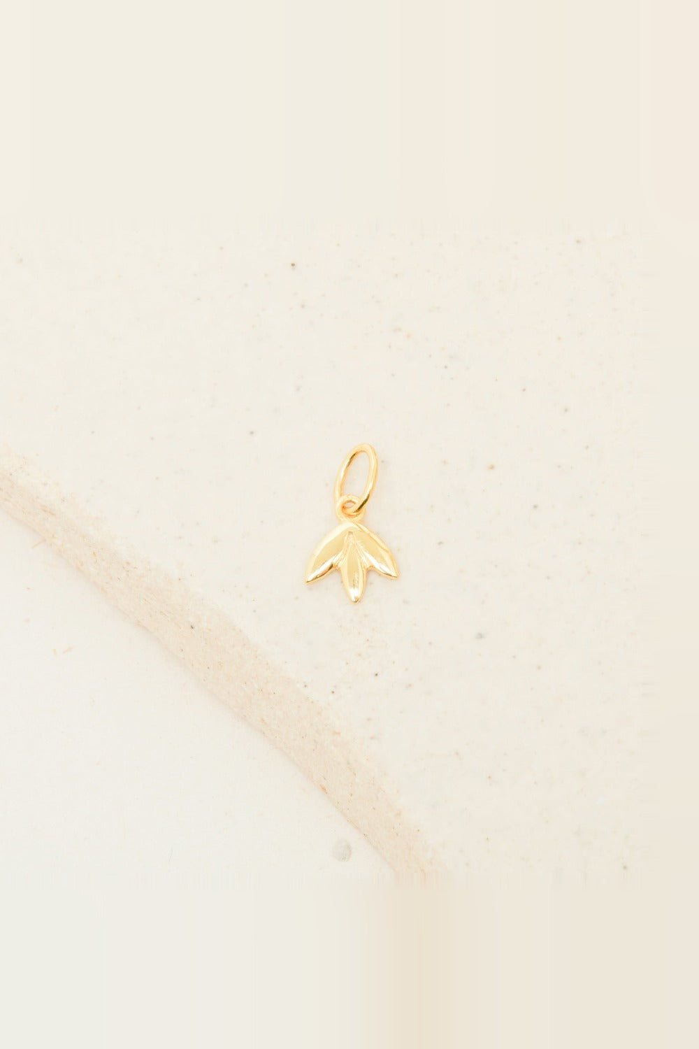 Pendentif Mini Lotus Or