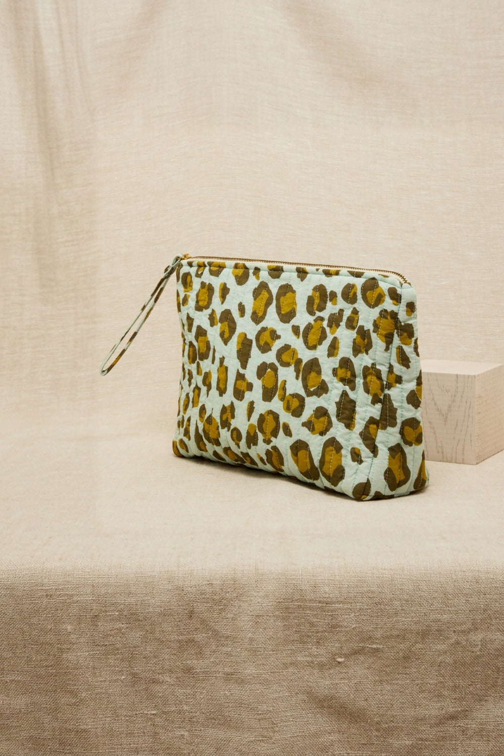 Pochette Madda Leo Kaki