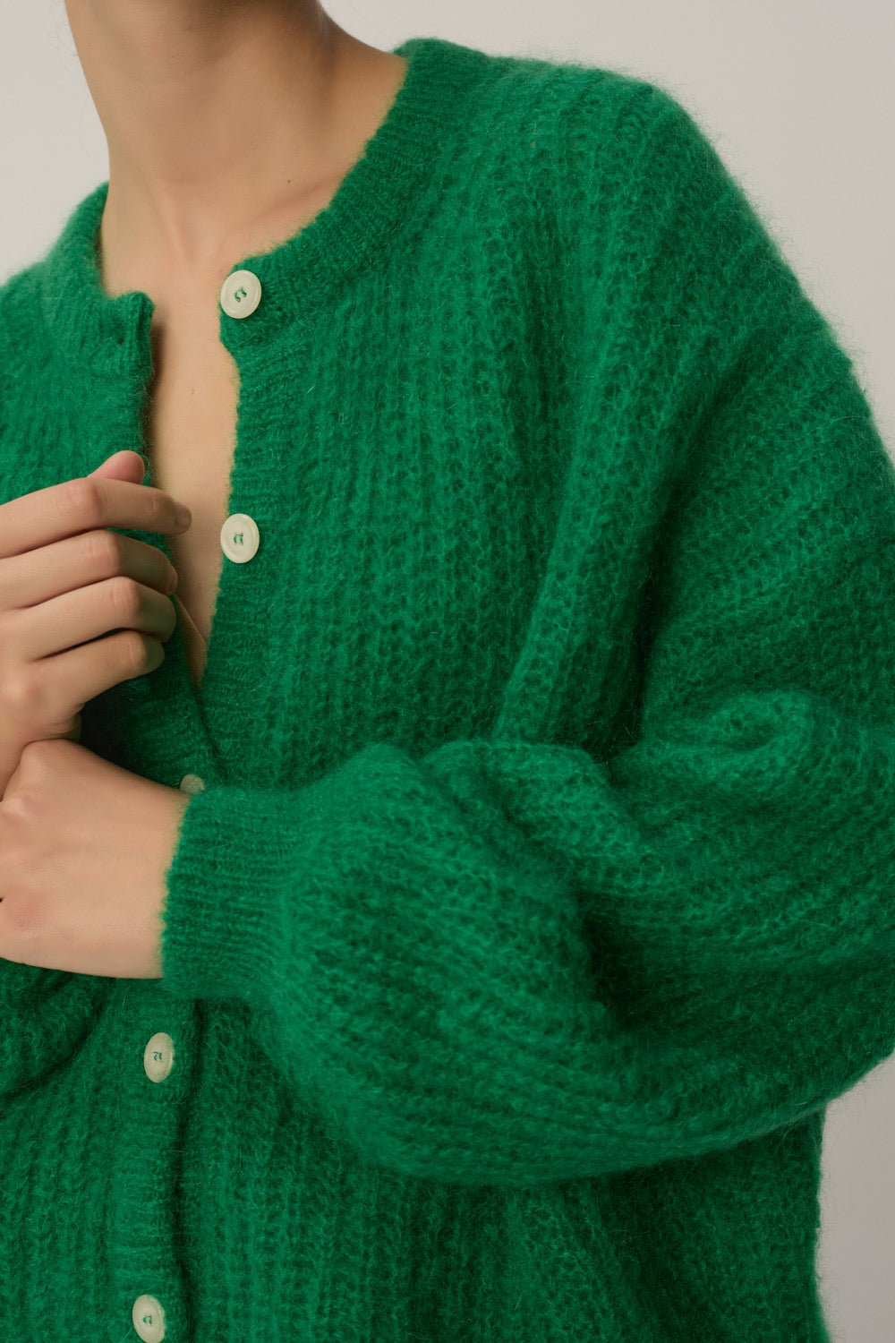 Sweat AMOUR vert et écru en molleton - Pulls & Cardigans - Catalleya et Sweat AMOUR vert et écru en molleton - Pulls & Cardigans - Catalleya et
